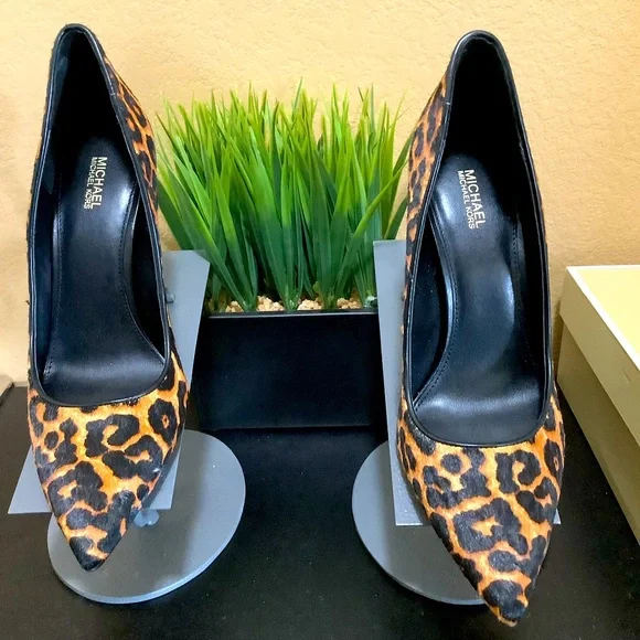 Michael Kors Keke Cheetah Pump Size 9 NWT - Picture 1 of 4